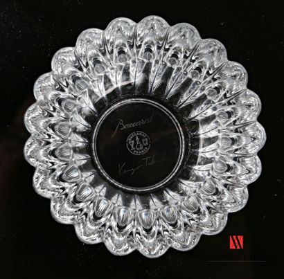 null Kenzo TAKADA (1939-2020), after & BACCARAT

Three cast crystal photophores in...