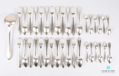 null Silver-plated metal dinner service, the handles hemmed with scrolls, including...