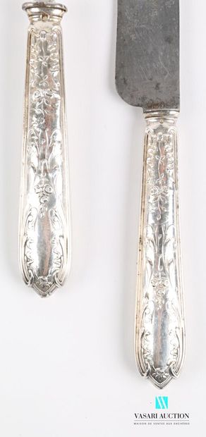 null Cutlery for carving, the handle in filled silver with decoration of nets, foliage...