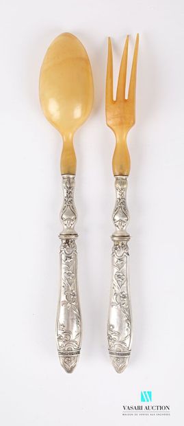 Salad set, the handle in silver with flowers...
