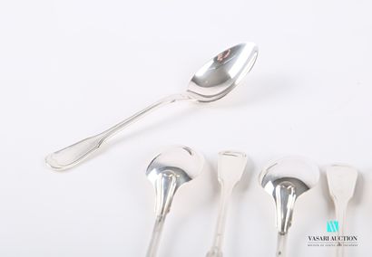 null Set of twelve silver teaspoons, the handle decorated with nets.

Weight : 373,98...