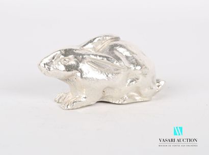null Silver subject representing a lying rabbit

Weight : 106,20 g

Length : 5 c...