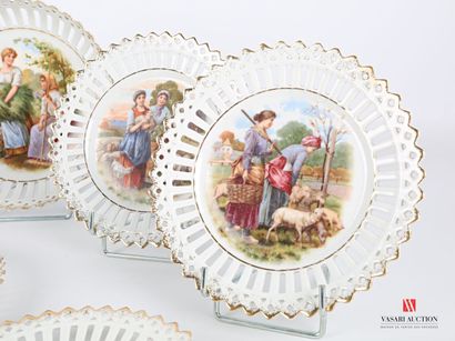 null Fruit service including a cup and six plates in white porcelain with printed...