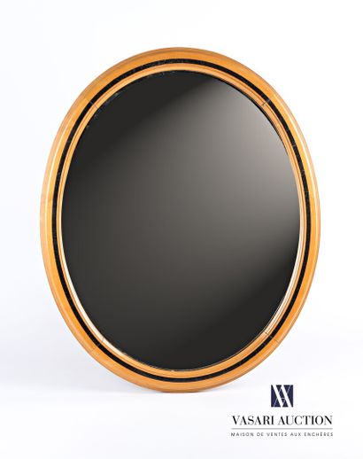 null FOLLOT PAUL (1877-1941)

Oval view mirror in molded pearwood, hemmed with an...