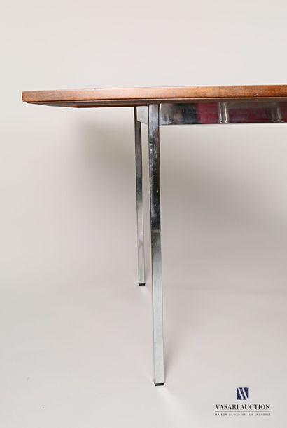 null KNOLL Florence (1917-2019)

Table, the top of rectangular shape with two slightly...