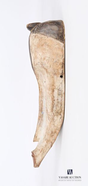 null FANG - NORTHERN GABON

Mask of the "Ngil" type, made of carved wood with a white...