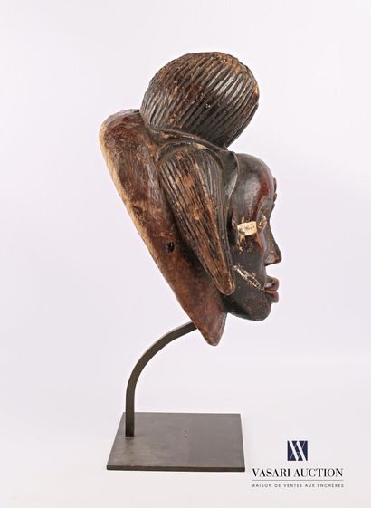 null PUNU - GABON

Black mask in patinated and pigmented polychrome wood, the headdress...