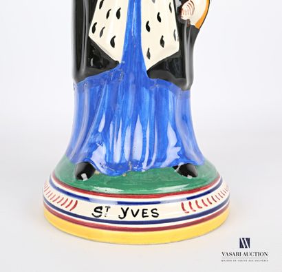 null HENRIOT manufacture of

Saint Yves in polychrome ceramic 

Marked on the ground...
