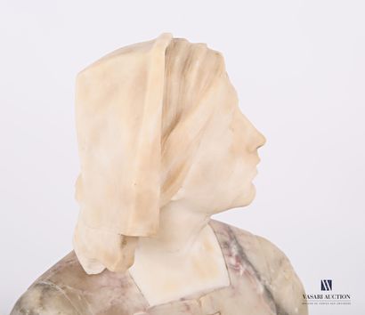 null Scupture en albâtre figurant un buste de jeune fille à la coiffe

(petites égrenures,...
