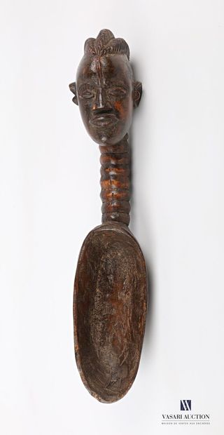 null CÔTE D'IVOIRE

Cuillère de cérémonie en bois sculpté, le cuilleron de forme...