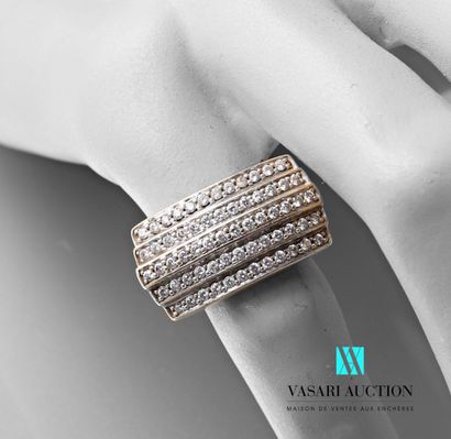 null Band ring in gold 750 thousandth paved with five rows of diamonds 

Gross weight...