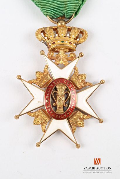 null Suède : Ordre de Wasa, fondé en 1772, étoile de chevalier, croix émaillée 40...