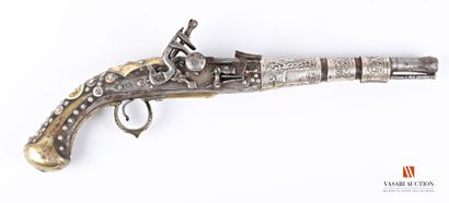 null Flintlock pistol, barrel with sides then round of 31 cm, punched and tromblonné...