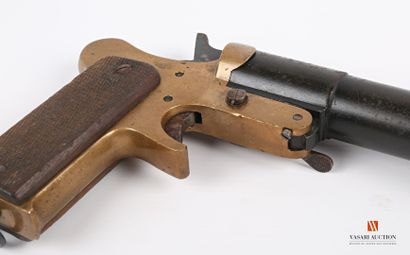  Pistolet lance fusée français Mecanicarm modèle 1918, canon bronzé de 18 cm calibre...