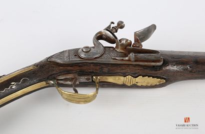 null Flintlock pistol "for the East", flat-body plate of 11,5 cm, entirely engraved...