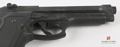 null Pistolet d'alarme, modèle K 92 semi automatique calibre 9 mm P.A., fidèle reproduction...