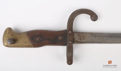null Épée-baïonnette GRAS modèle 1874, lame droite de 52,4 cm, poinçonnée et marquée...