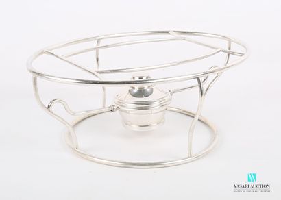 null Flat heater in silver plated metal for oval dish, it rests on a round base supporting...