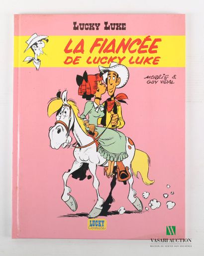 null [LUCKY LUKE]

Lot of nine comics including 

Le cavalier blanc - Dargaud éditeur...