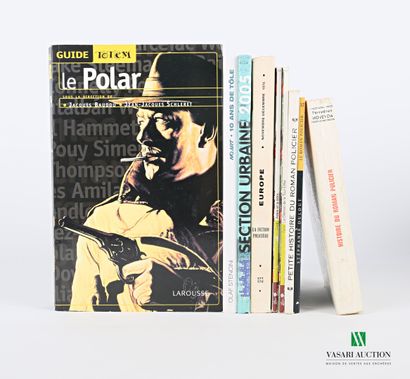 null [POLICY] 

Lot of nine paperback books such as: Petite histoire du roman policier...