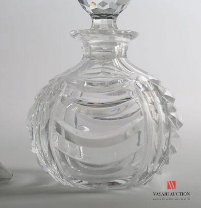 null Crystal lot including three bottles, the first ribbed with decoration of points...