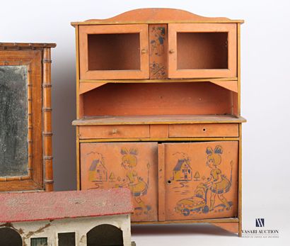 null Lot of doll's furniture including a wooden cupboard in imitation of bamboo opening...