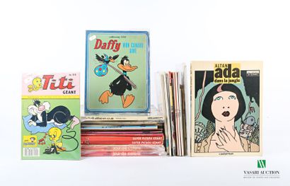 null [MISCELLANEOUS]

Lot including thirty-two paperback books including: Bugs Bunny/Super...
