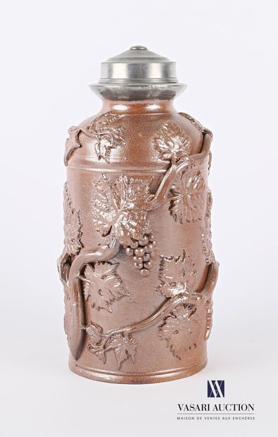 null BEAUVAIS

Stoneware tobacco pot of bottle form, the lid with pewter screw, the...