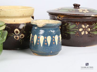 null Lot in stoneware and glazed terracotta including a set of three pieces such...