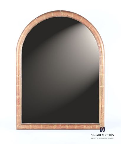 null Wooden and stucco mirror with gilded painted rush of tabernacle form

20th century

(small...