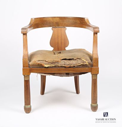 null Armchair of office in natural wood, the basket back underlined by a lyre finished...
