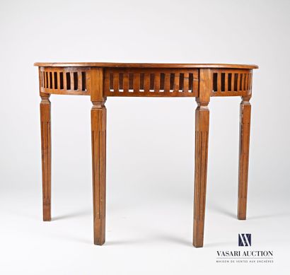 null Half moon shaped console in molded fruitwood, the openwork belt, it rests on...