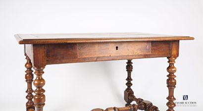 null Table bureau en bois naturel mouluré, elle ouvre par un tiroir en ceinture et...