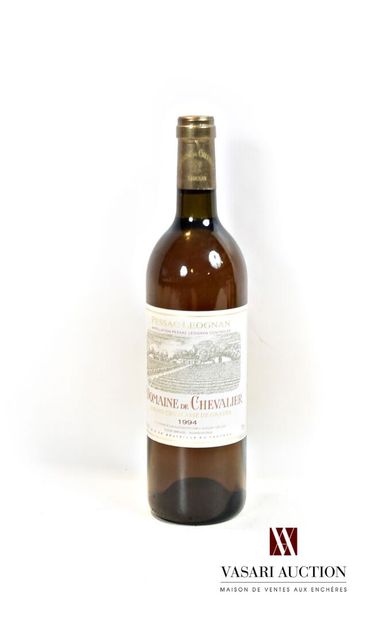 null 1 bouteille	DOMAINE DE CHEVALIER	Graves blanc GCC	1994

	Et. impeccable. N :...