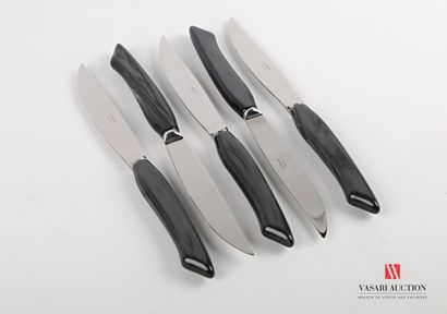 null Suite of five steak knives, the handle in composition in the imitation of the...