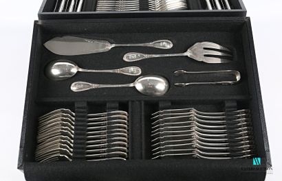 null Silver household set 900 thousandths of sixty-five pieces, the handle decorated...