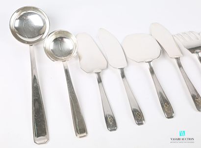 null Silver-plated metal set of 120 pieces, the plain handle with cut sides decorated...