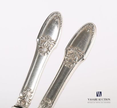 null Salad service, the handle in silver plated metal decorated with flowers in falls...