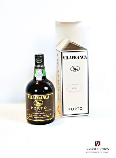 null 1 bouteille	Porto VILAFRANCA 10 ans mis en blle en 1992		

	75 cl - 19,5°. Présentation...