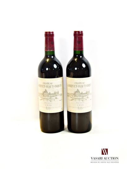 2 bouteilles	Château LARRIVET HAUT BRION	Pessac...