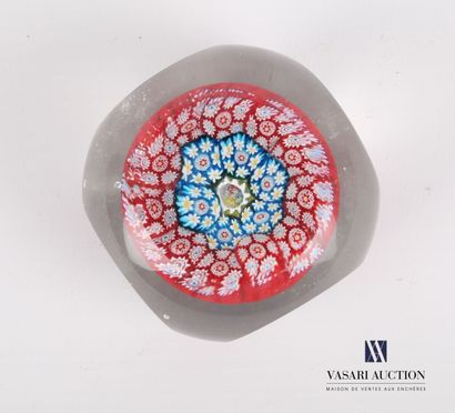 null Sulfur in molded glass with cut sides and millefiori decoration

(tiny scratches)

5,7...