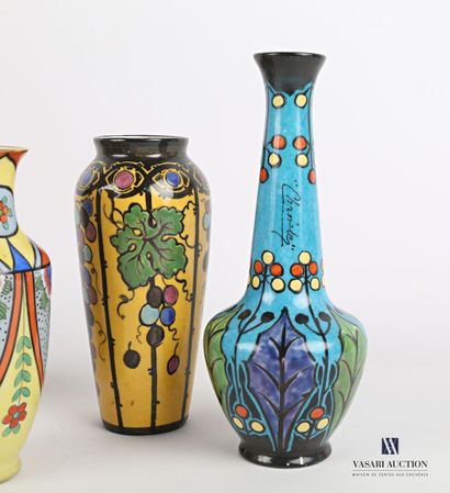 null Suite of three pairs of porcelain soliflores vases with polychrome decoration,...