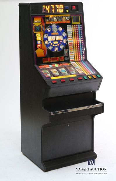 null Casino machine, game of chance working with 10 Francs coin, with its keys 

Electrocoin...
