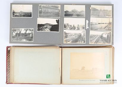 null [SENEGAL]

Album containing eighteen photographs glued on cardboard and mounted...