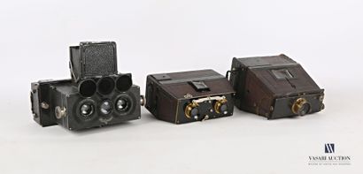 null Lot of three stereoscopes including a monocular model "The self Worker" bearing...