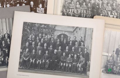 null [PHOTOGRAPHS GROUP LYCEE COLLEGE]

Lot including a set of black and white photographs...