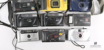 null Lot de quinze appareils photographiques comprenant un compact FOCUS Free - un...