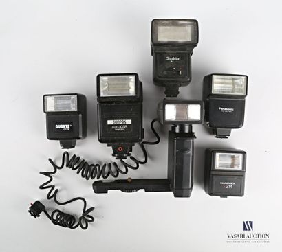 Lot of six various flashes.

(sold as is...