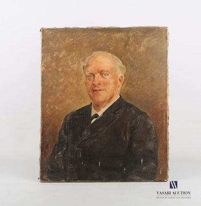 null French school of the end of the 19th century

Portrait of a man 

Oil on canvas

Monogrammed...