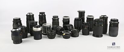 null Lens set including a PRAKTICAR 2.8/135 MC PENTACON - MAKINON 1:3.3 F=200mm AUTO...